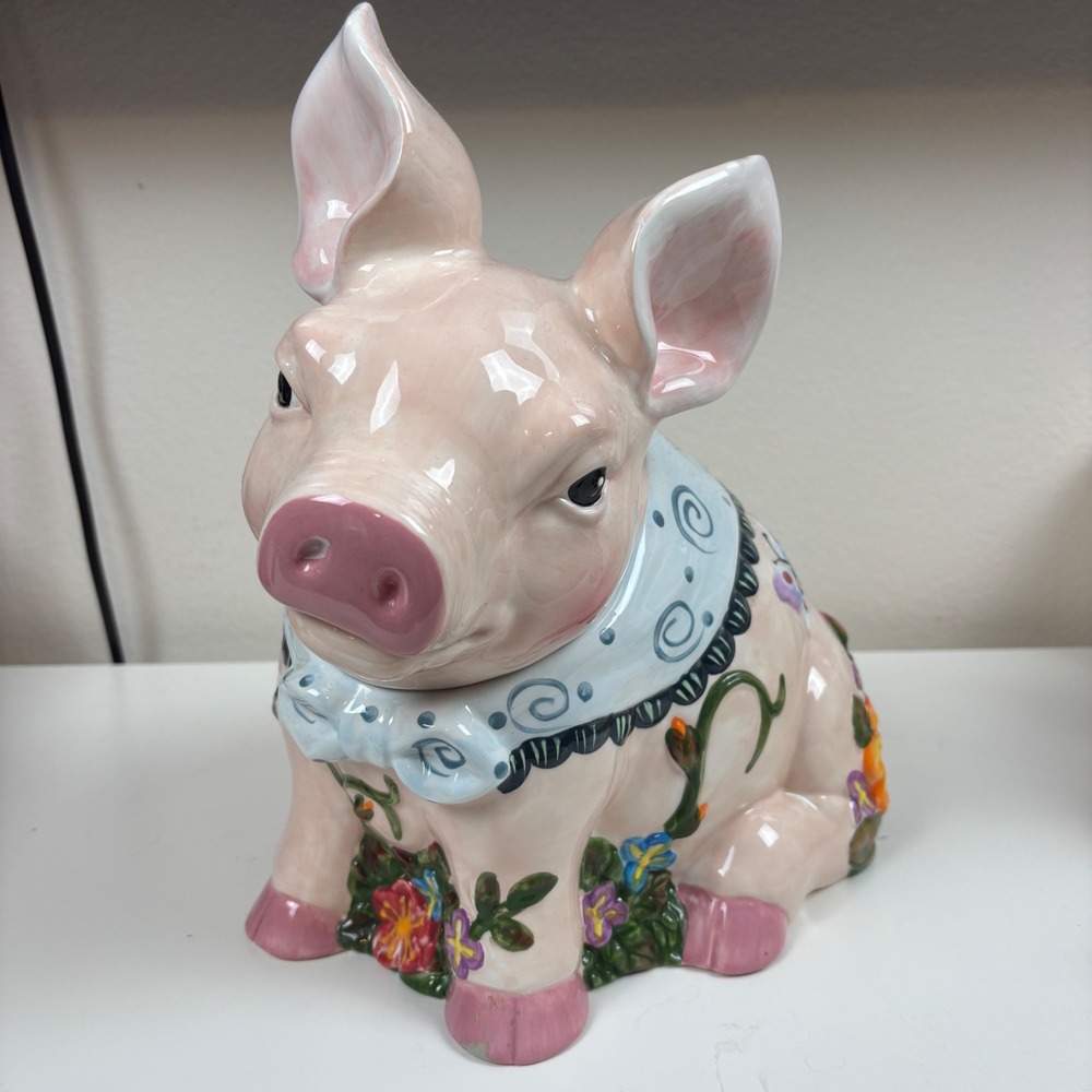 Mercuries Ceramic Pig Cookie Jar Hand Painted Floral Bandana Farmhouse Decor